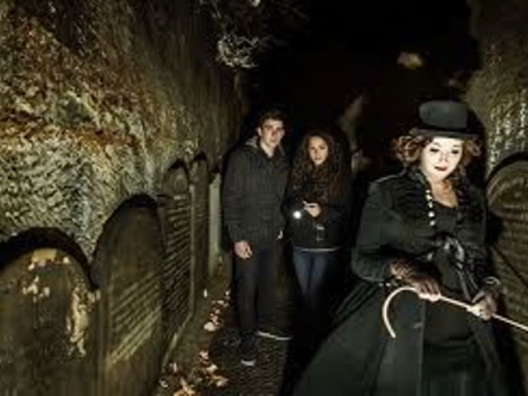 Ghost tour of Liverpool| ©Hellotickets