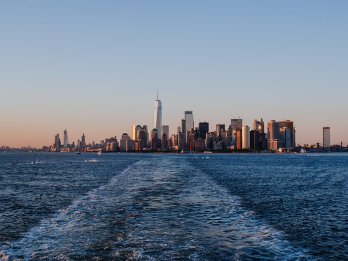 Vistas de Manhattan desde el ferry hacia la Estatua | ©Malvina Battiston