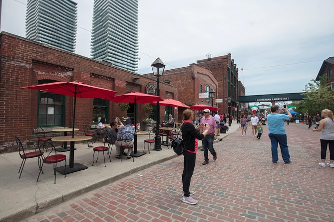 Niagara Falls, Toronto & 1000 Islands - Niagara Falls, Toronto & 1000 Islands, 3 Day Tour from NYC - English - USD