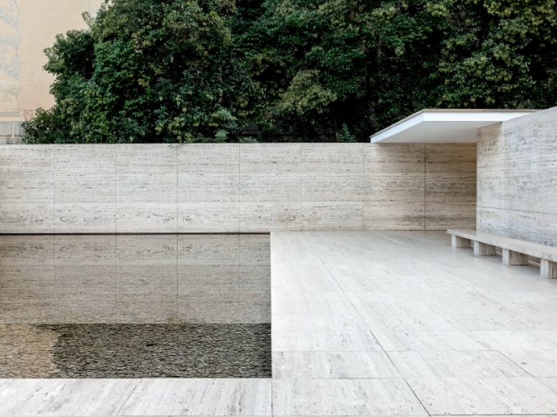 Mies Van Der Rohe Pavilion 4