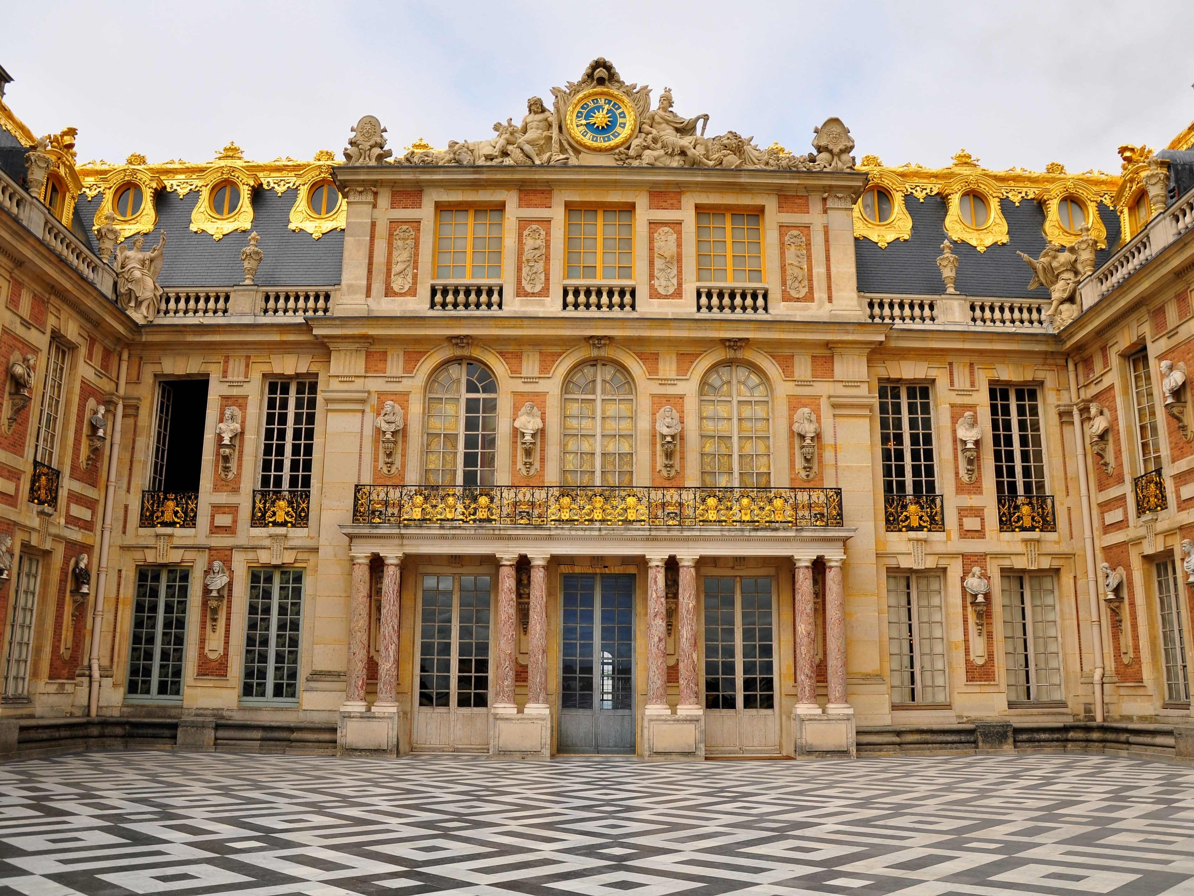 Versailles
