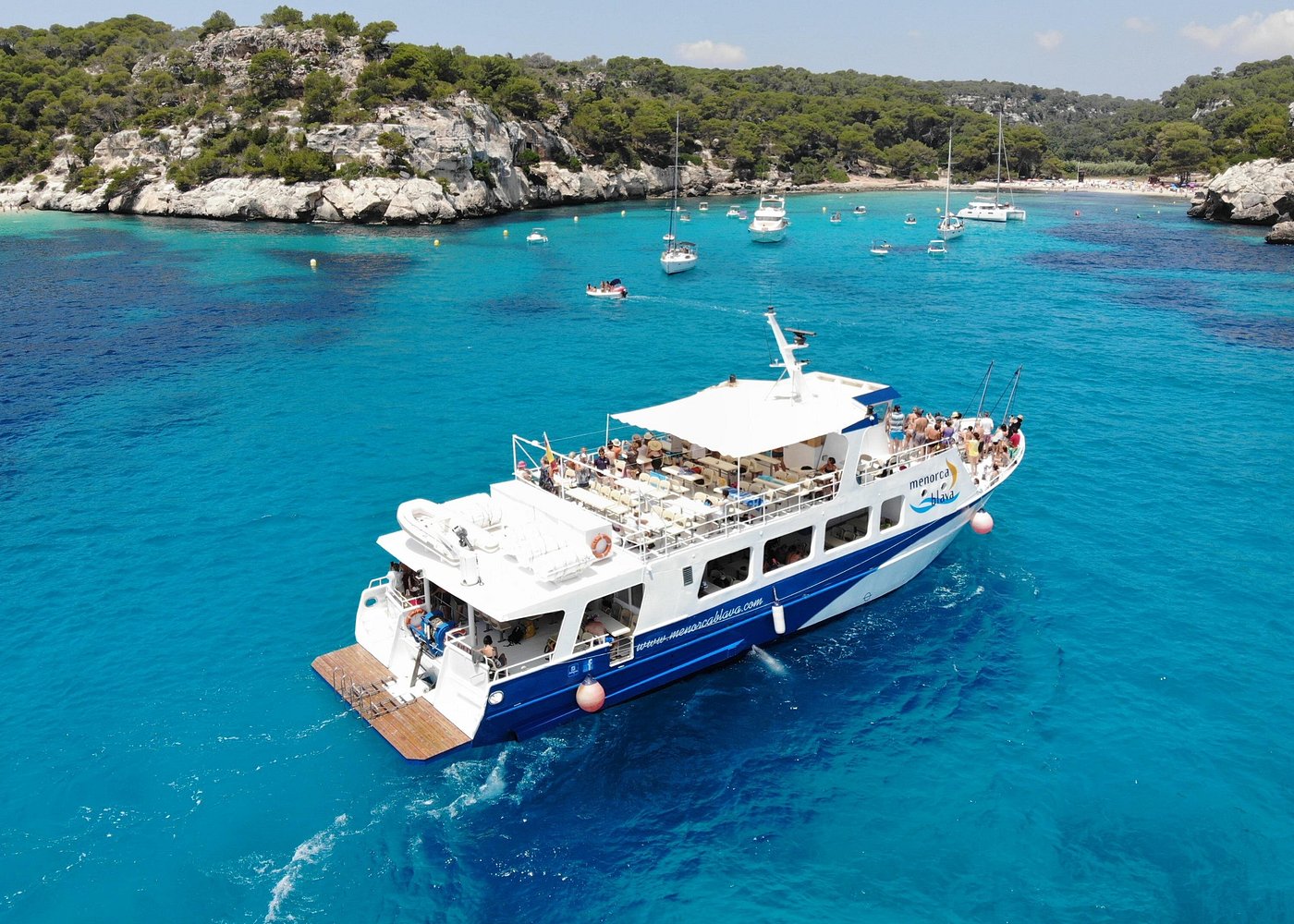 Menorca Southern Beaches Boat Tour with Lunch