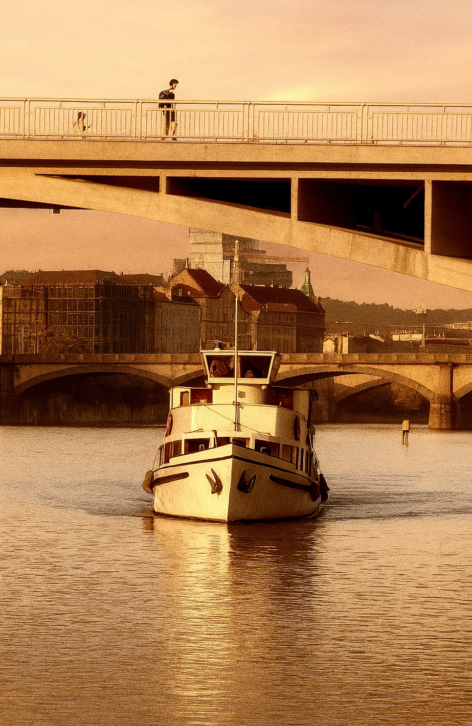 Historic Boat With Snack and Drink 4