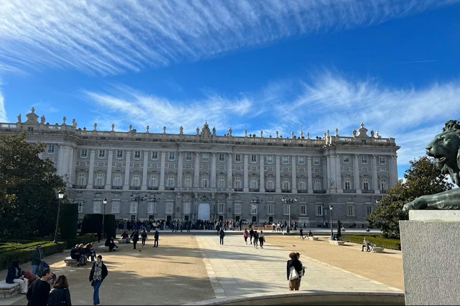 Madrid Royal Palace Skip the Line Guided Tour