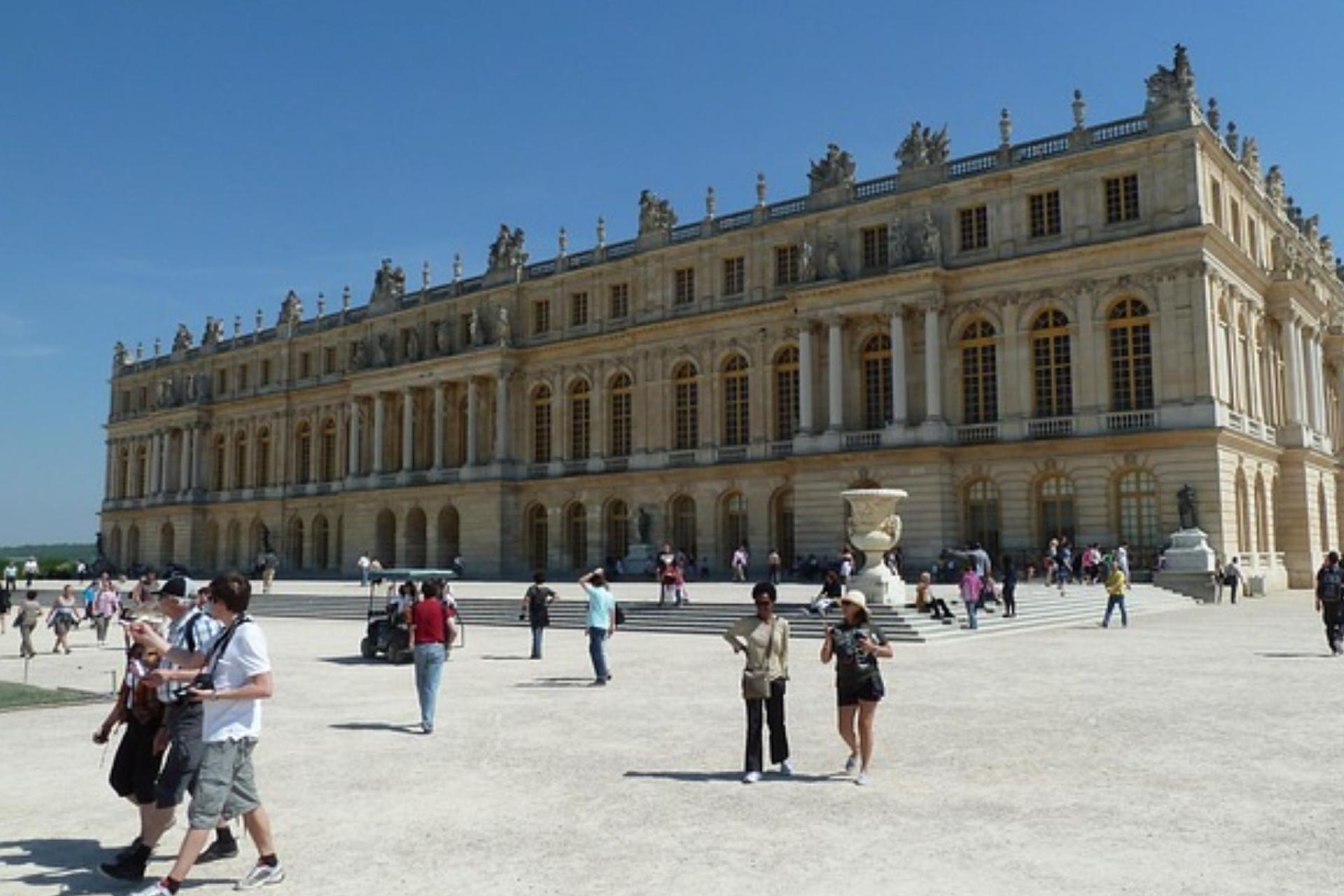 Palace and Gardens 2