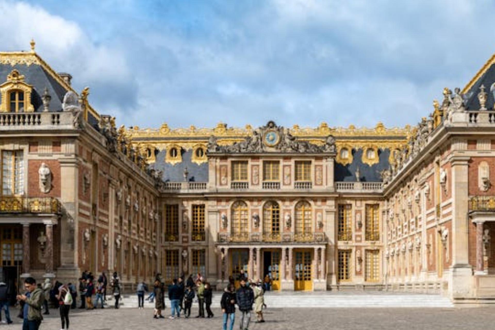 Palace and Gardens 3