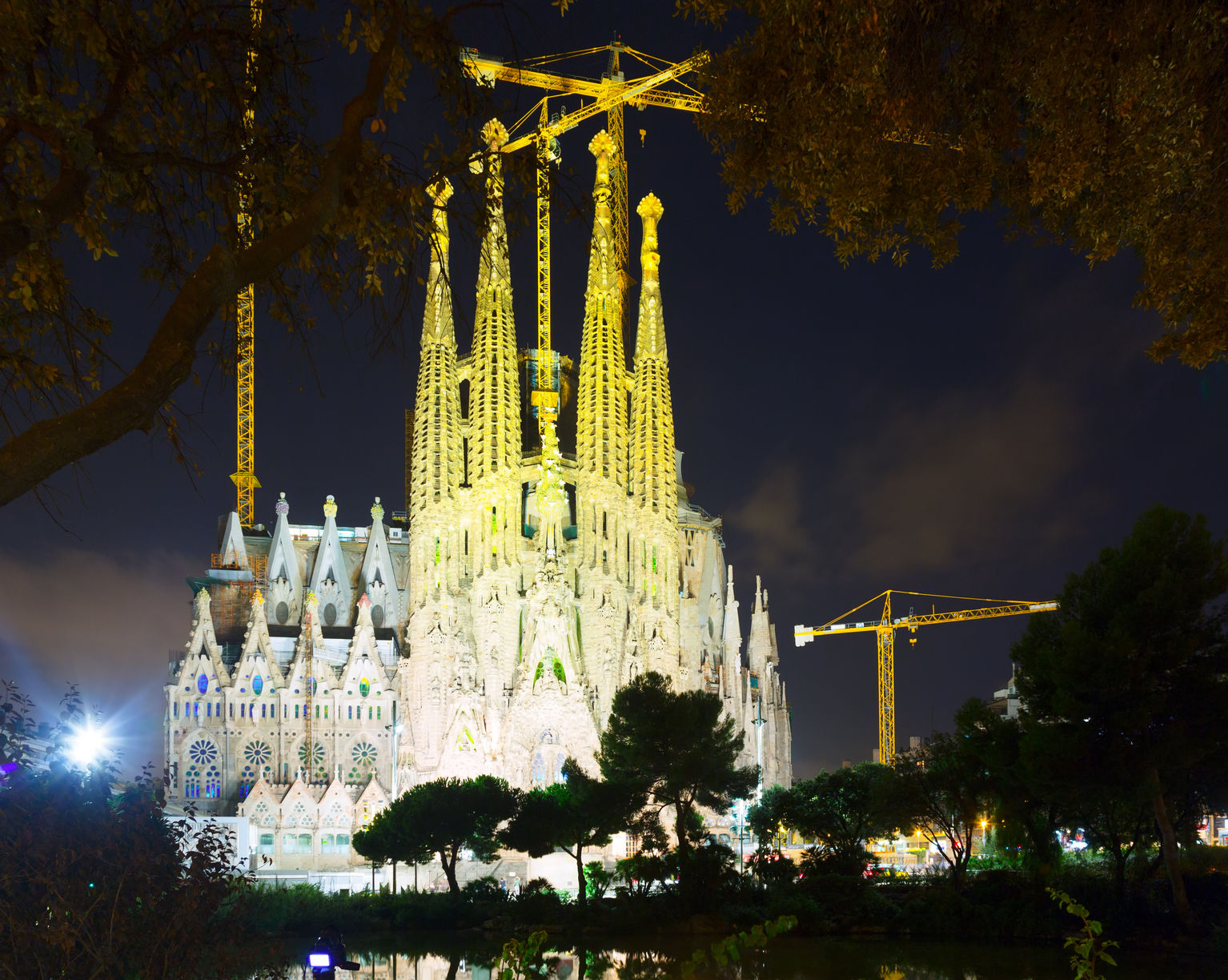Sagrada Familia With Tower 4