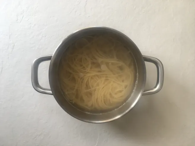 Cook spaghetti