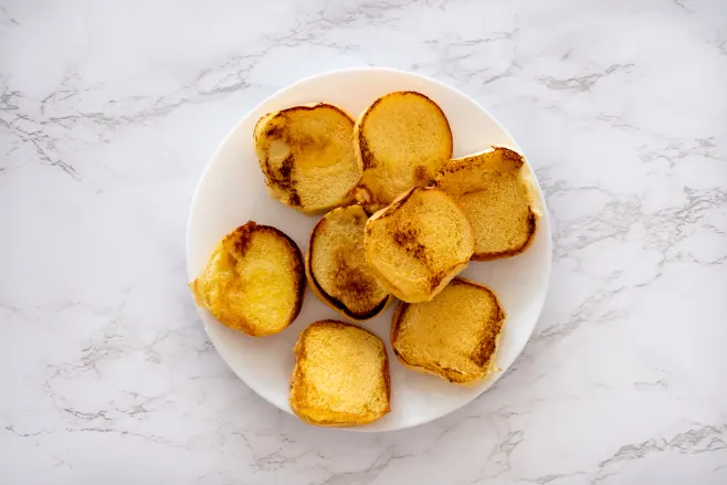 Toast buns