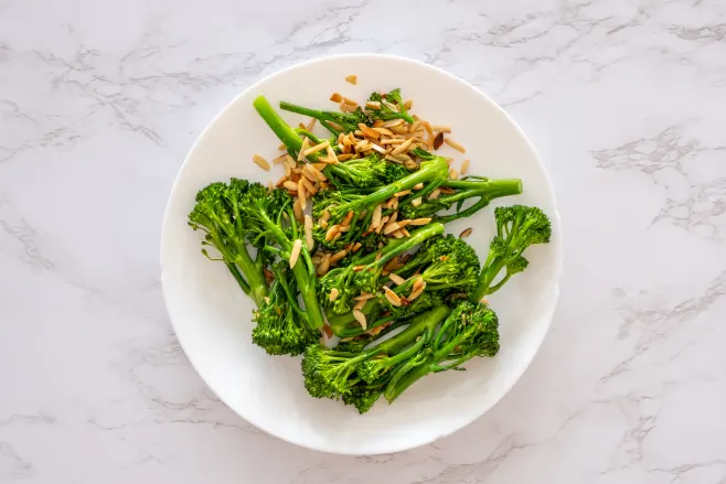 Sauté broccoli