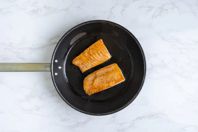Fry salmon