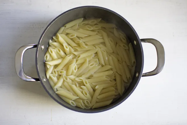 Boil penne