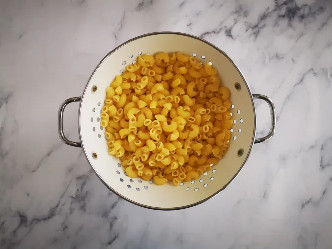 Boil macaroni