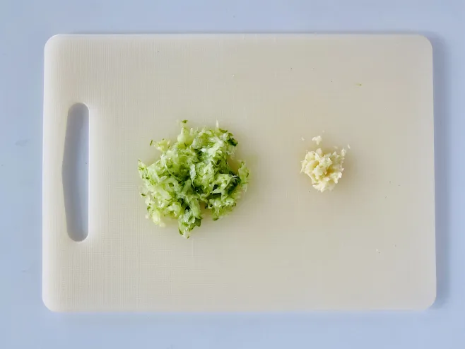 Prep tzatziki