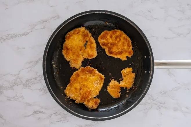Fry chicken