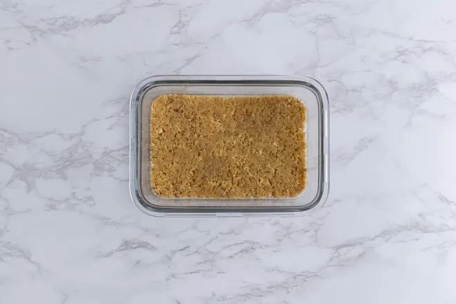 Make biscuit base