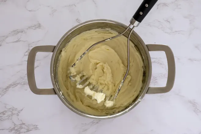 Make mashed potatoes