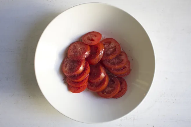 Season tomatoes