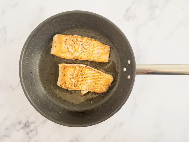 Fry salmon