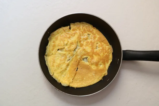 Make omelette