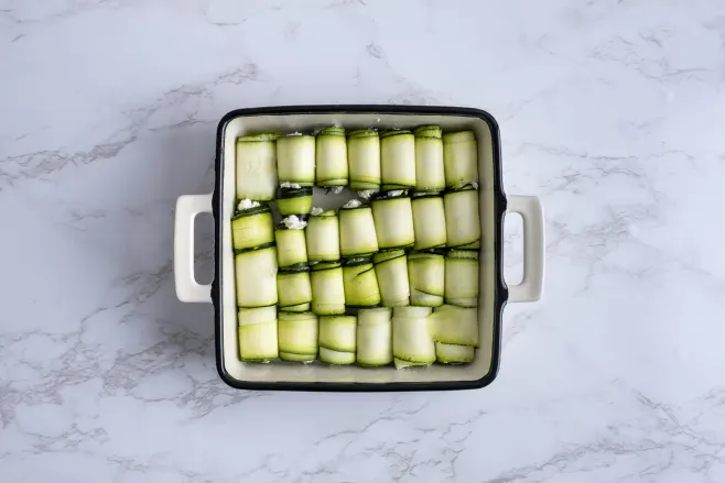 Roll zucchini