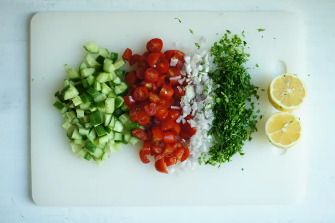 Make Shirazi salad