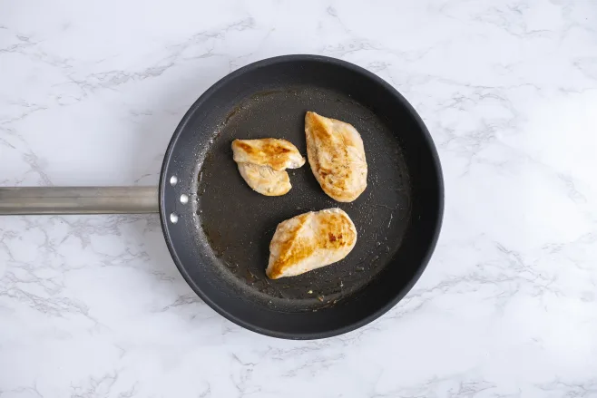 Fry chicken