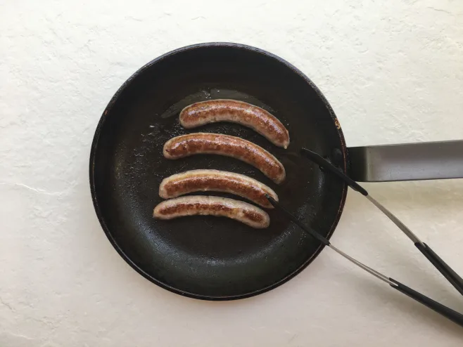 Fry sausages