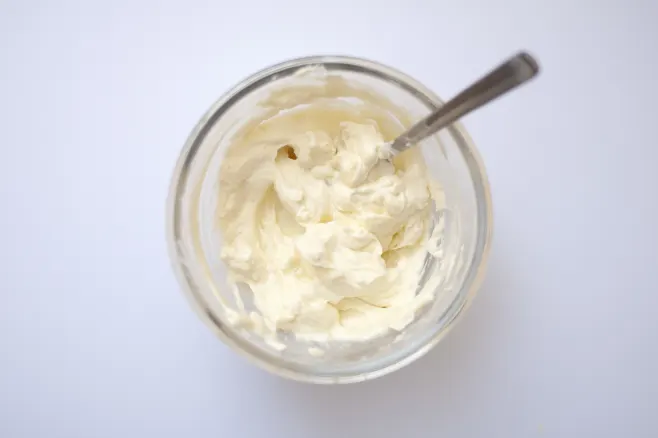 Make garlic yogurt