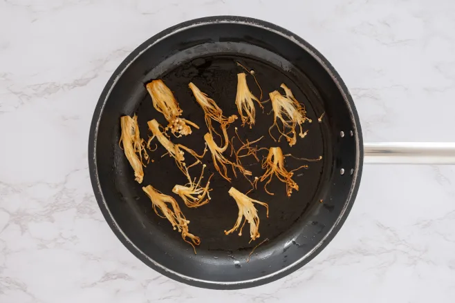 Fry enoki