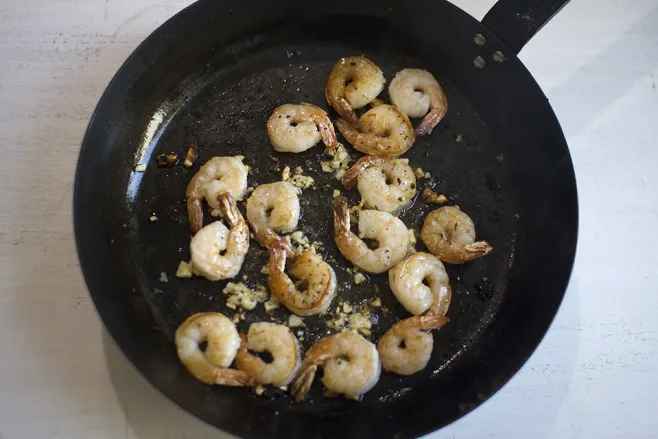 Fry prawns