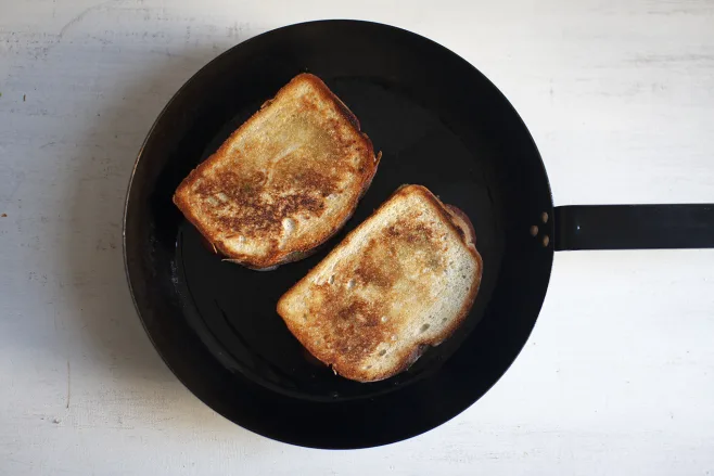 Fry toasts