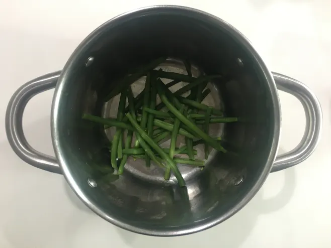 Boil green beans