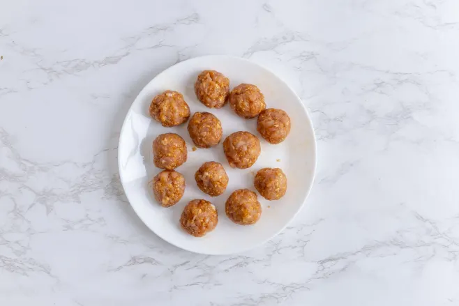 Make meatballs