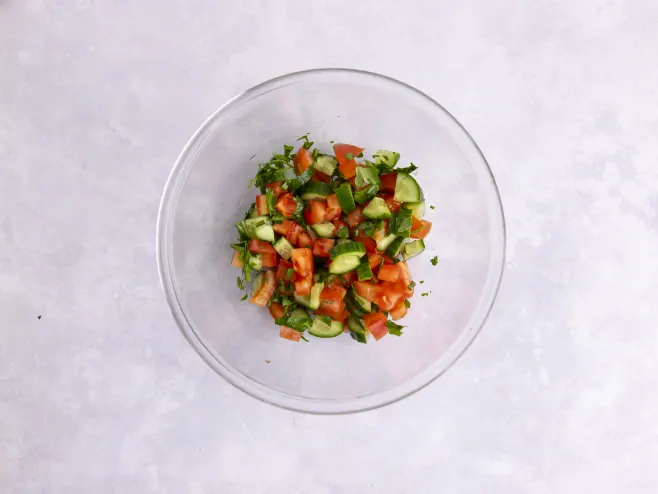 Make salad