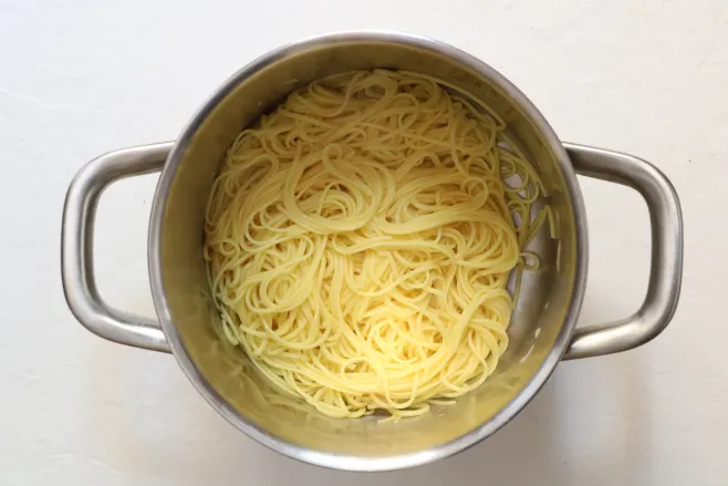 Cook noodles