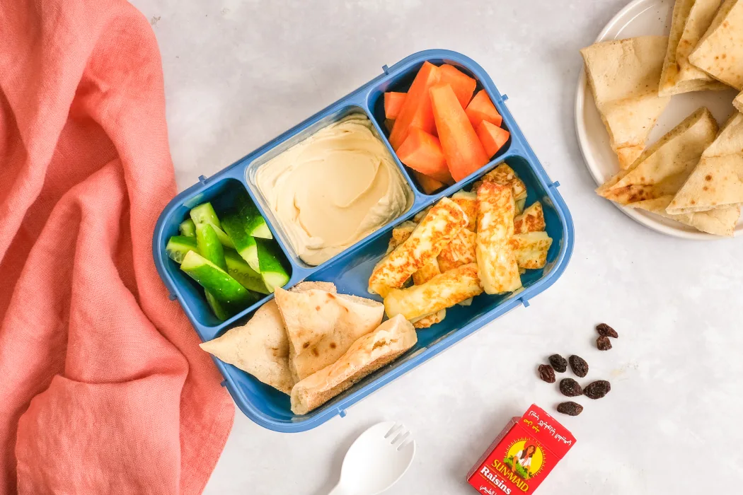Mini Middle Eastern Mezze Platter with Arabic Bread, Hummus and Halloumi