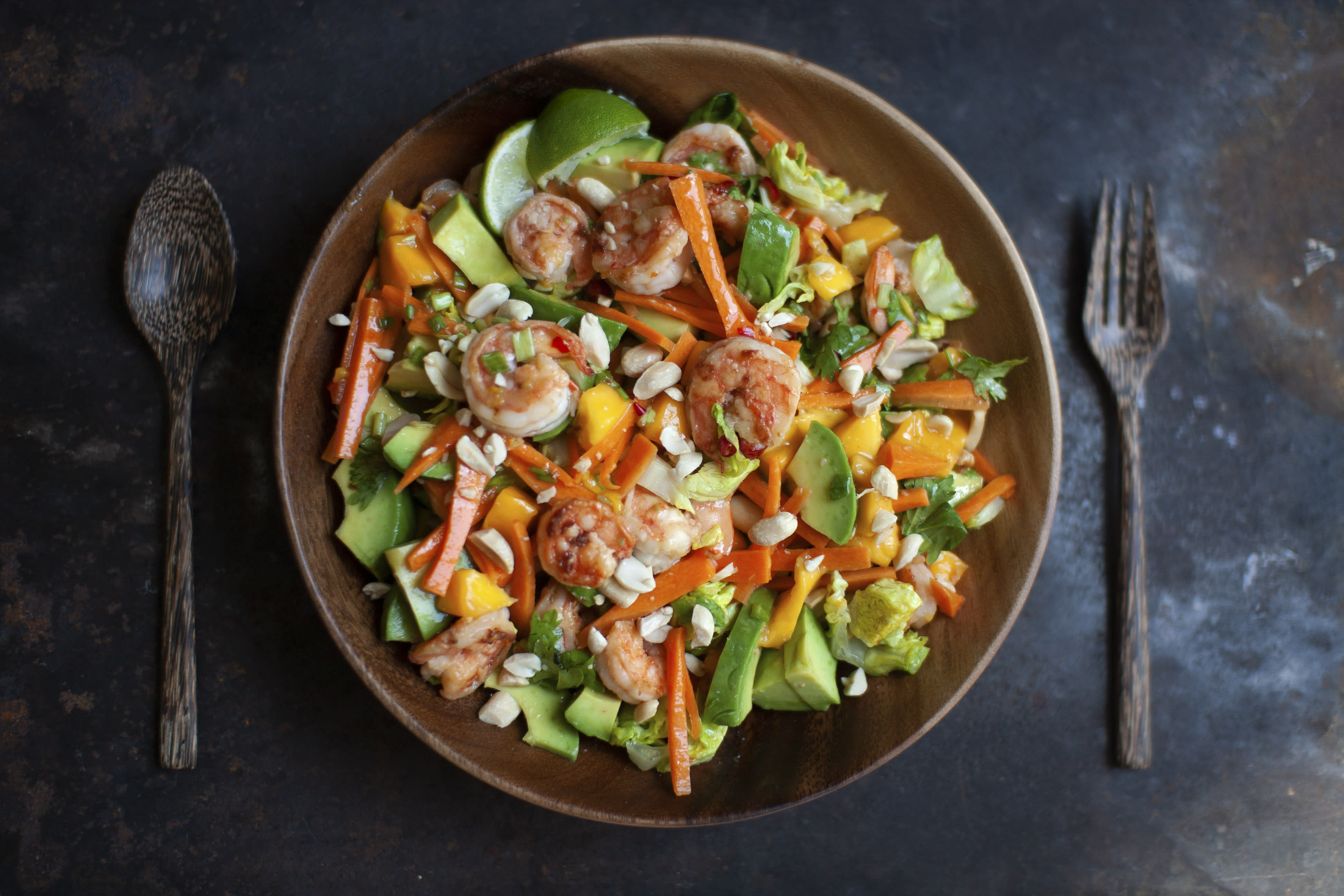 Prawn Salad with Mango and Peanuts | Hello Chef!