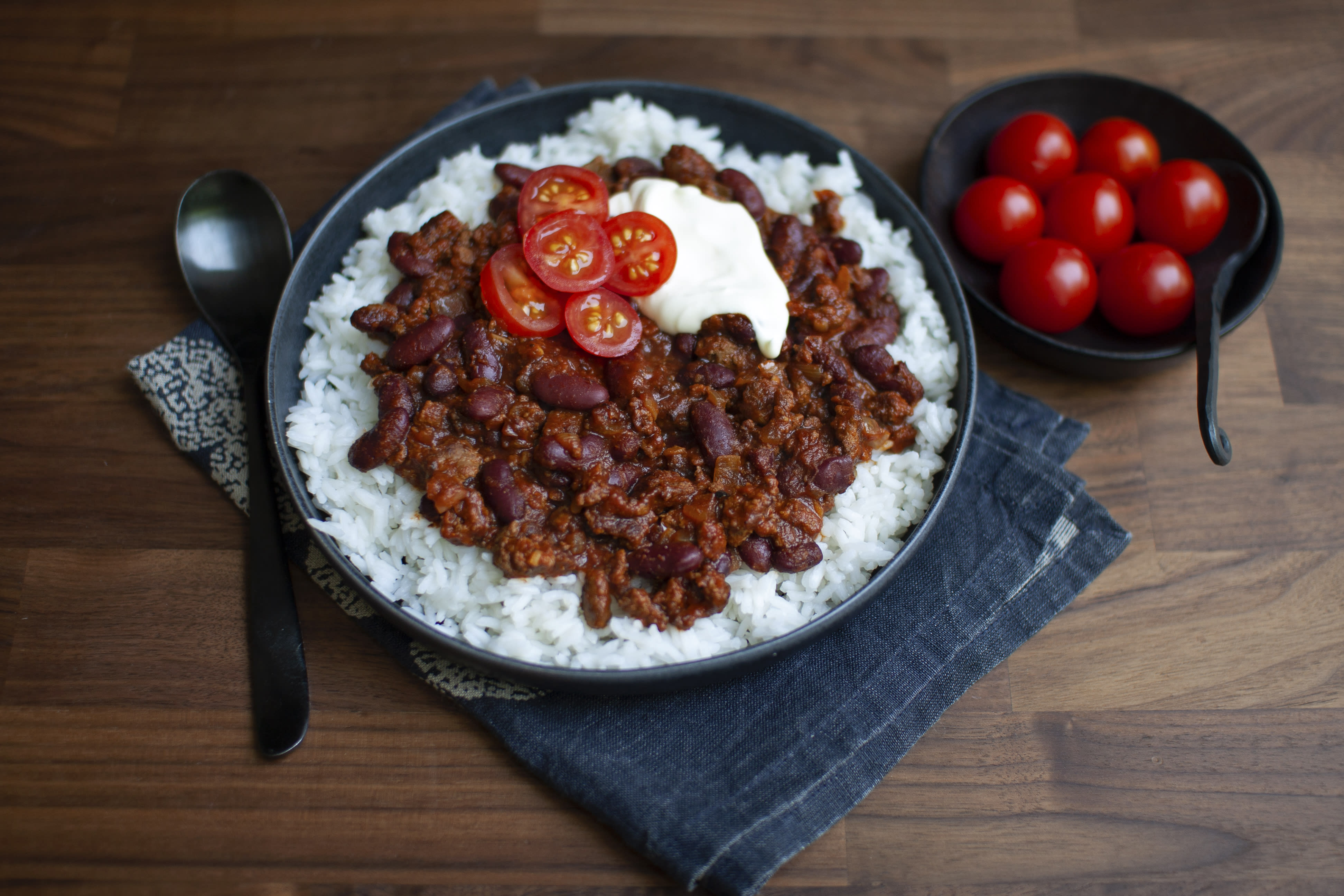 Classic Chili Con Carne with Rice and Sour Cream Hello Chef!