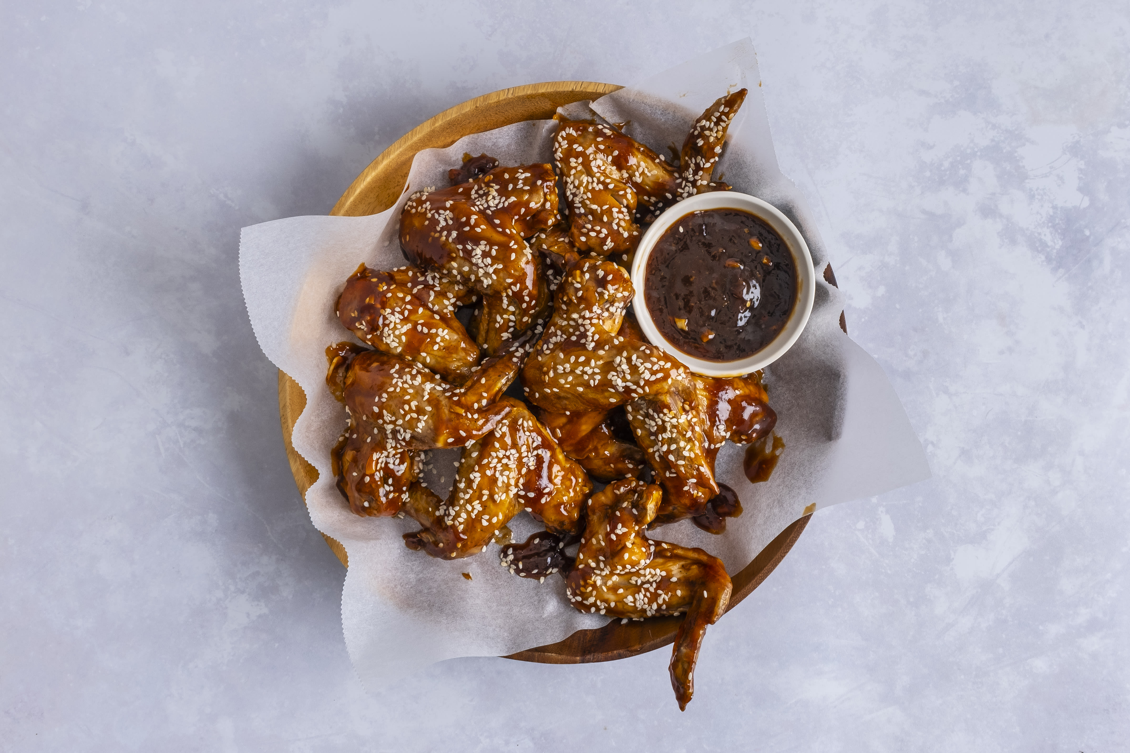 Sticky Teriyaki Chicken Wings with Sesame Seeds and Teriyaki Dip | Hello Chef!