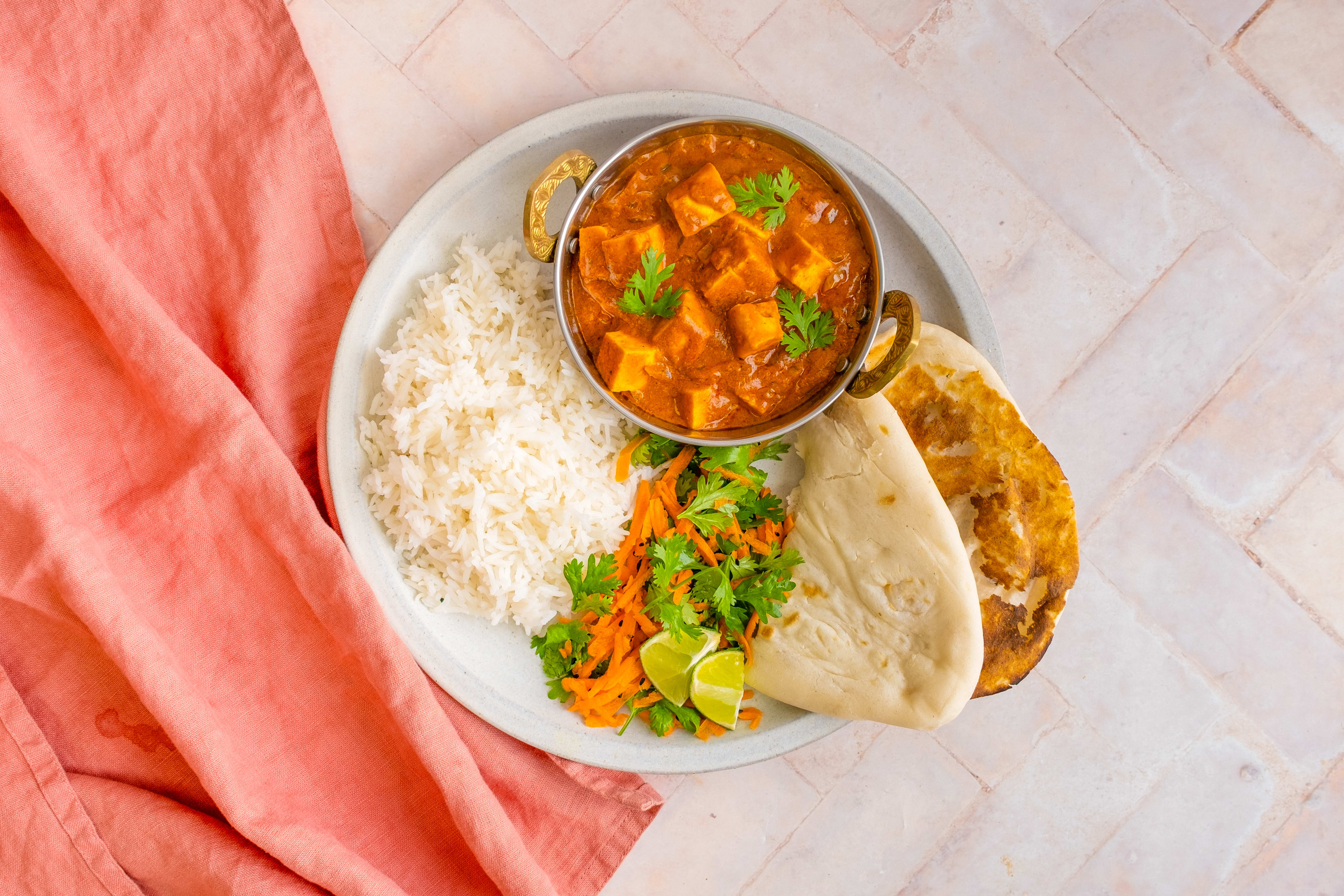 Butter Paneer Curry with Rice, Naan and Carrot Salad | Hello Chef!
