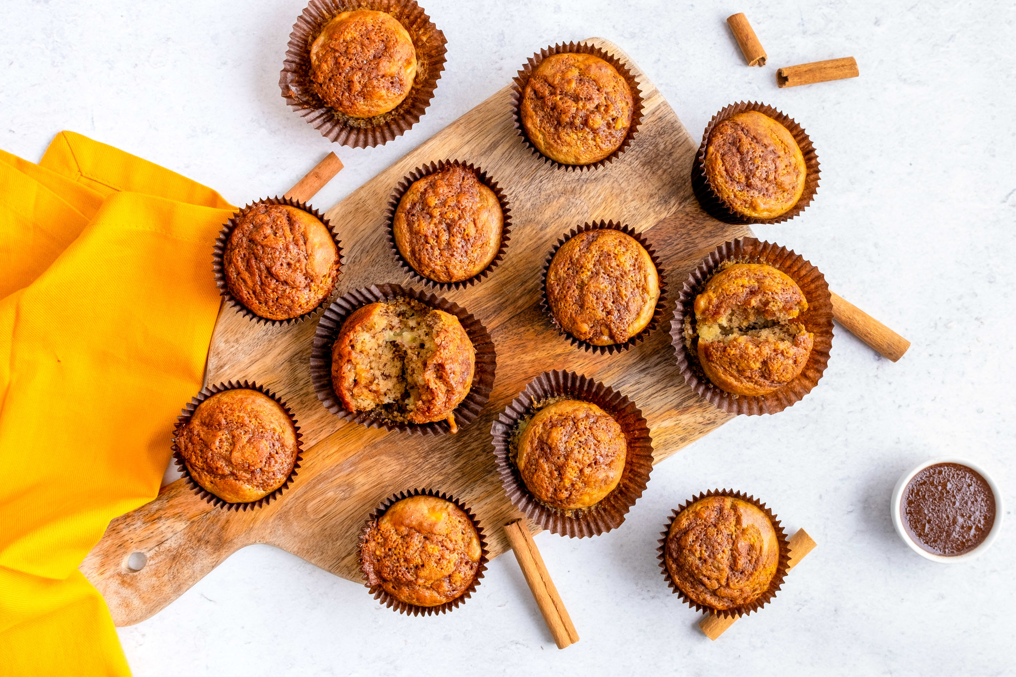 12 Cinnamon Honey Swirl Banana Mini Muffins | Hello Chef!