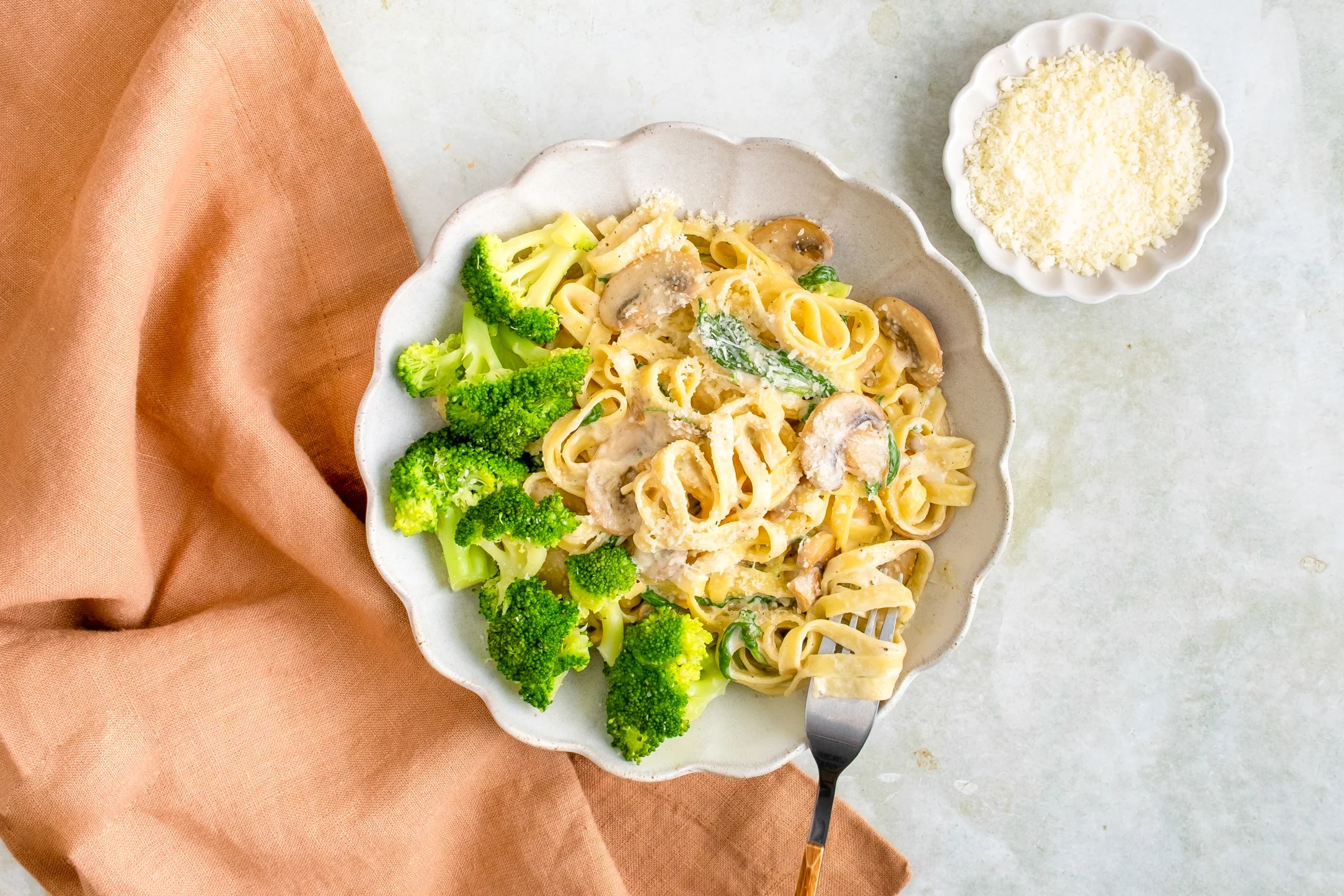 Express: Creamy Mushroom Tagliatelle Alfredo with Pre-prepped Ingredients