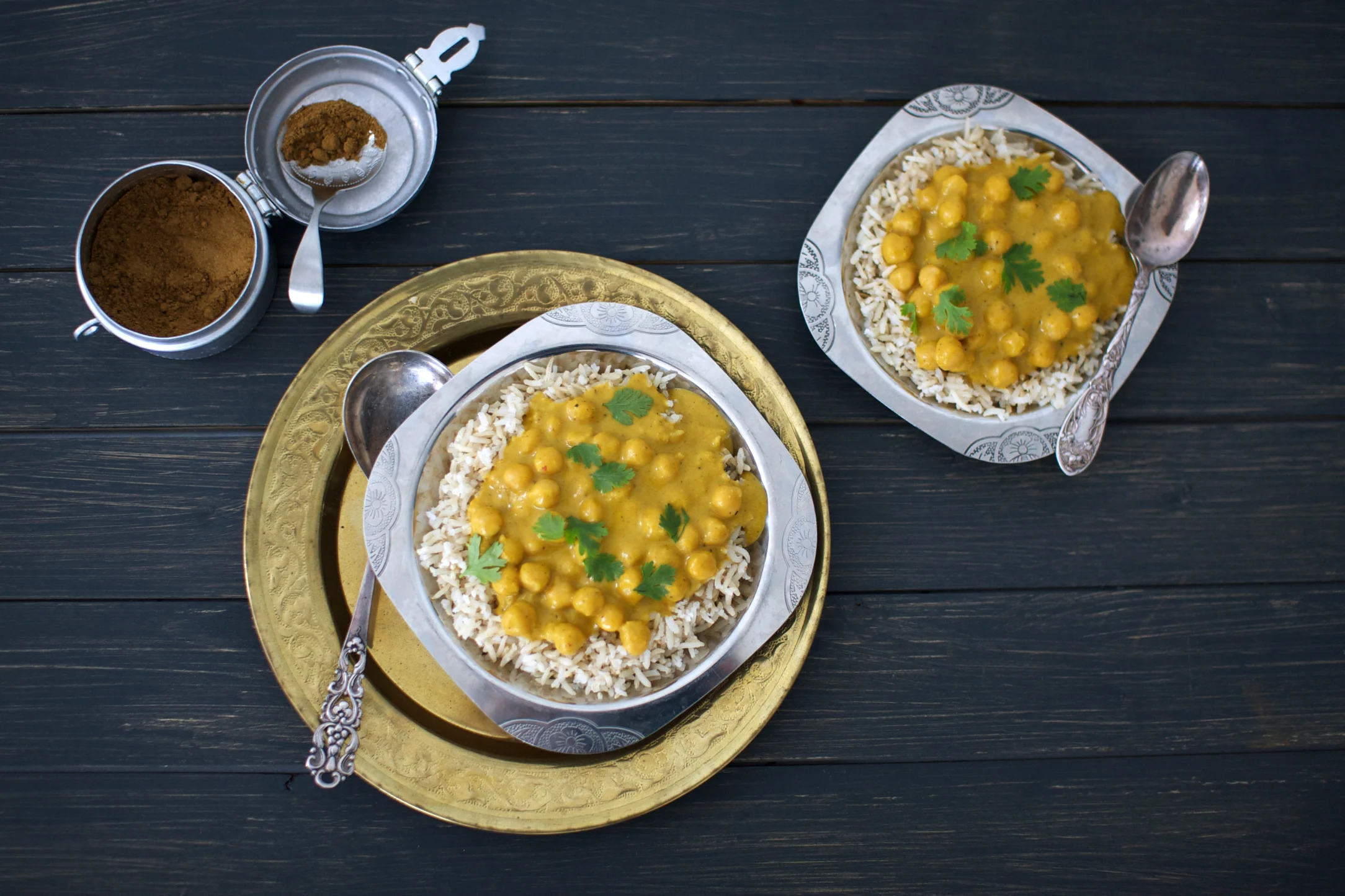 Masala Chickpea Curry with Brown Rice