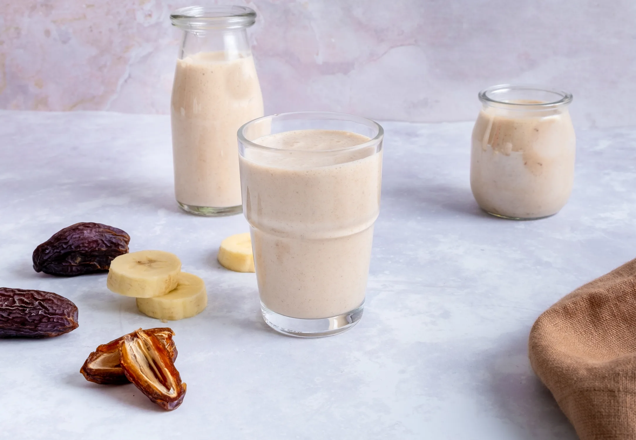 Date and Banana Smoothie