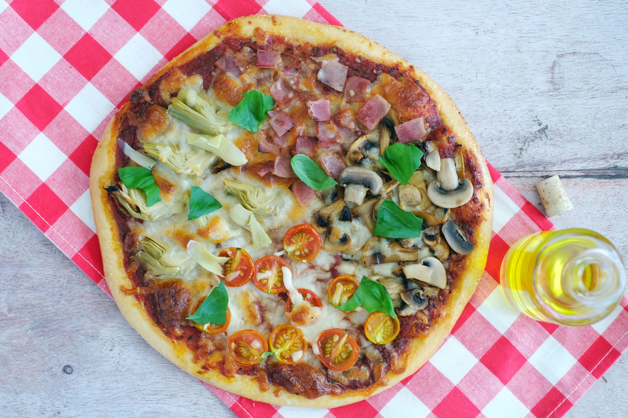 Pizza Quattro Stagioni with Turkey Bacon, Artichoke, Mushroom and Tomatoes
