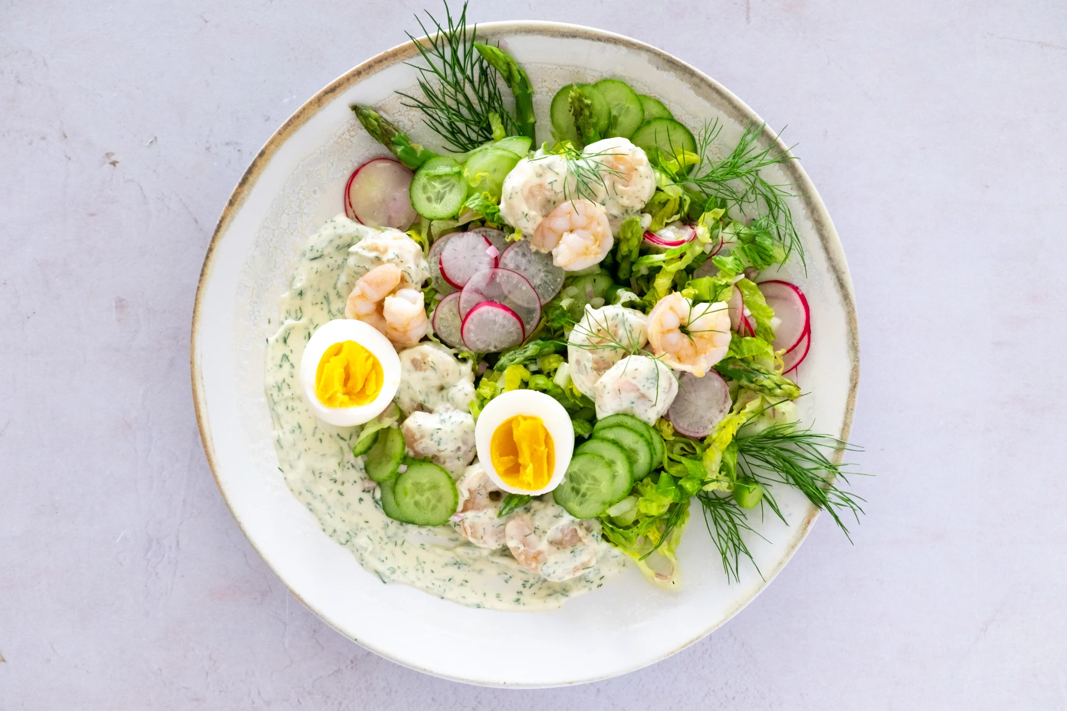 Spring Salad with Prawns, Eggs and Asparagus