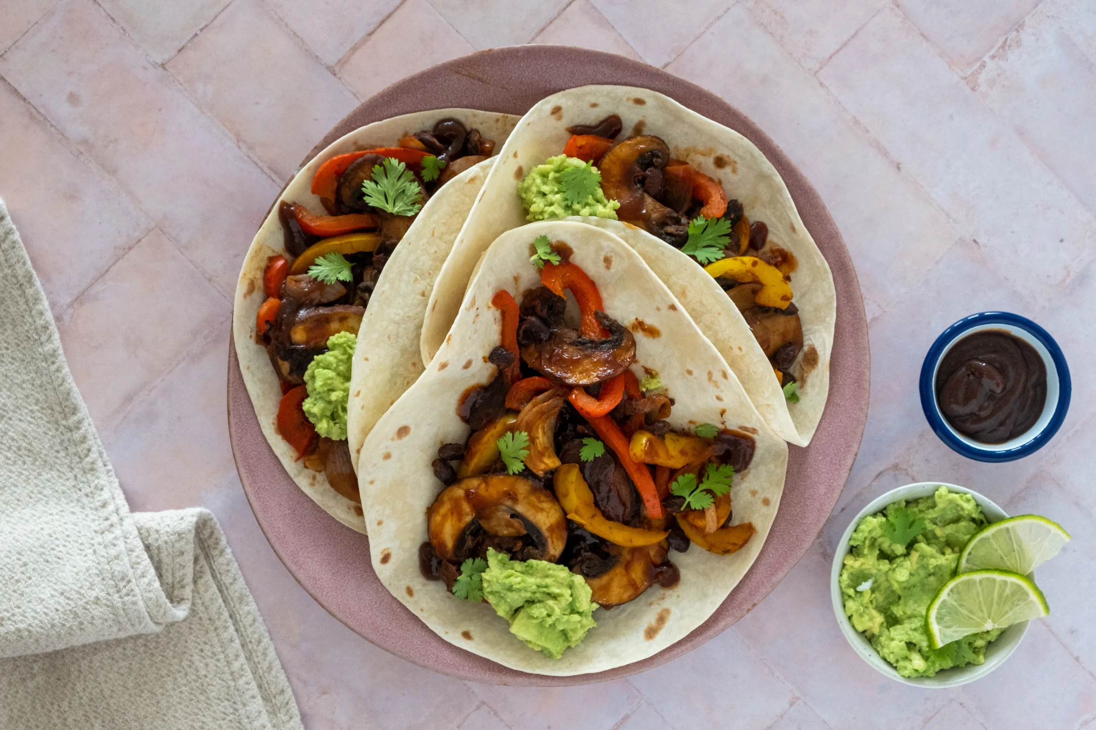 Barbecue Fajitas with Mushrooms, Peppers and Guacamole