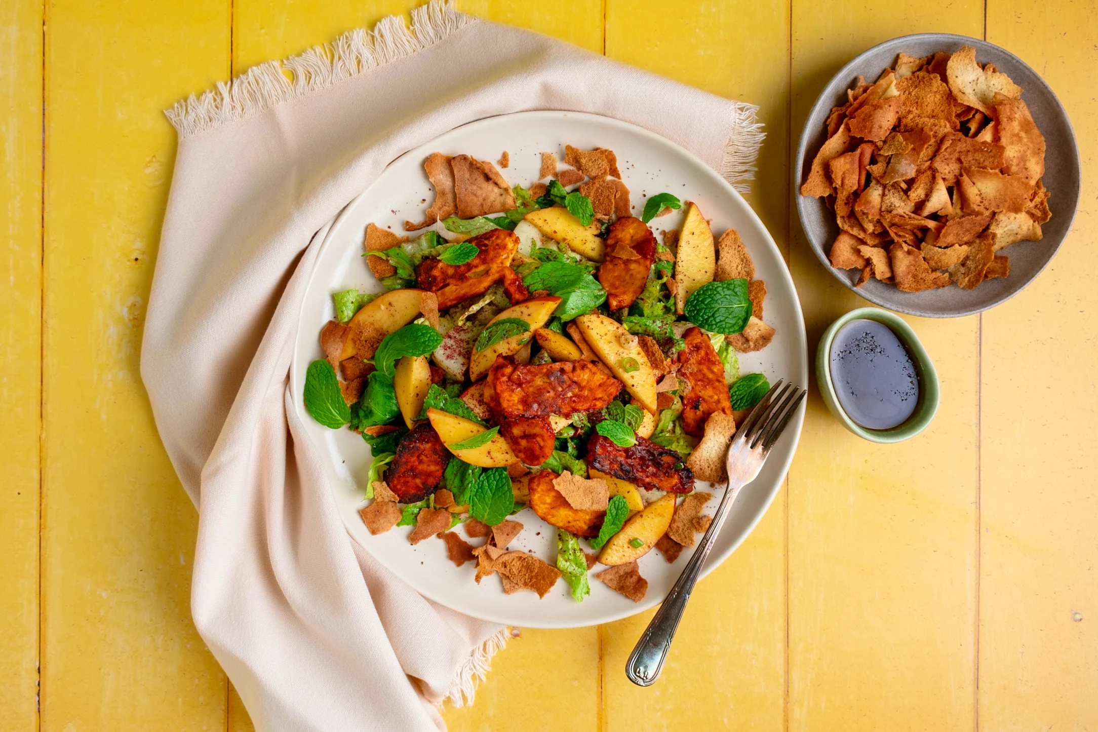 Harissa Halloumi and Peach Salad With Crispy Arabic Bread