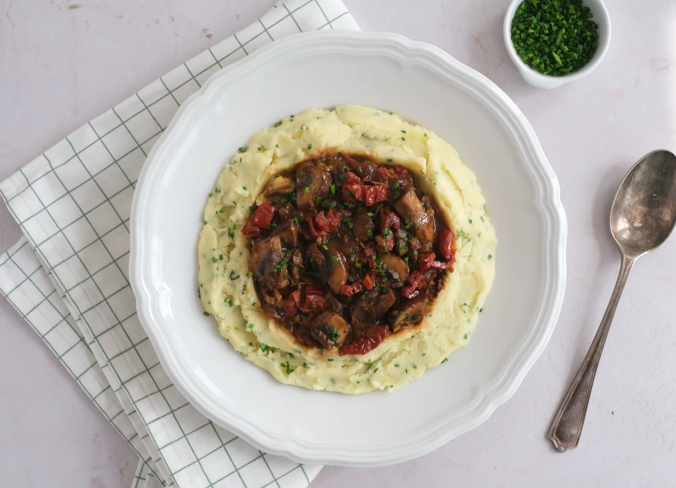 Mushroom Stew With Mashed Potatoes